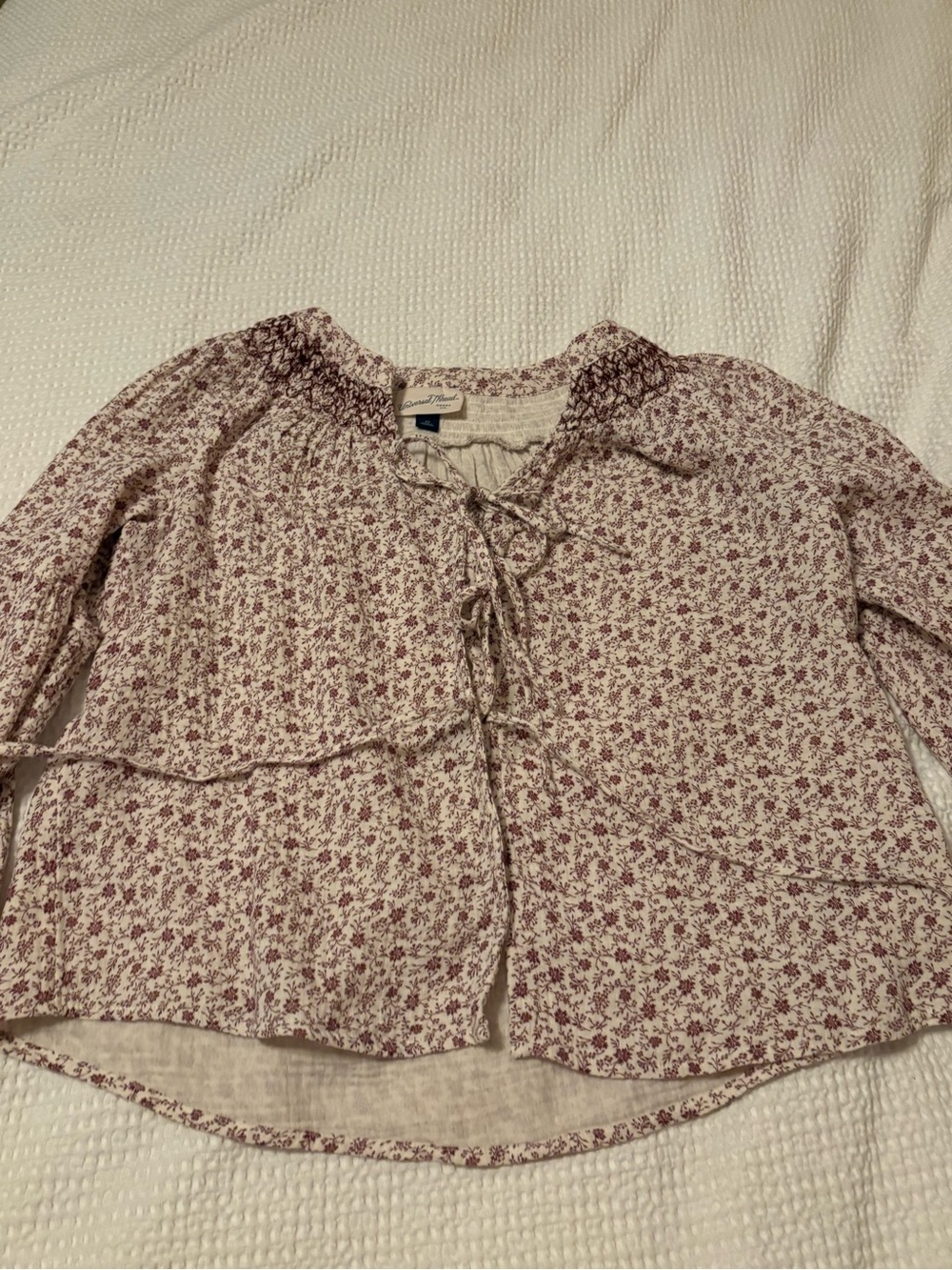Universal Thread Women's Floral Peasant Blouse
